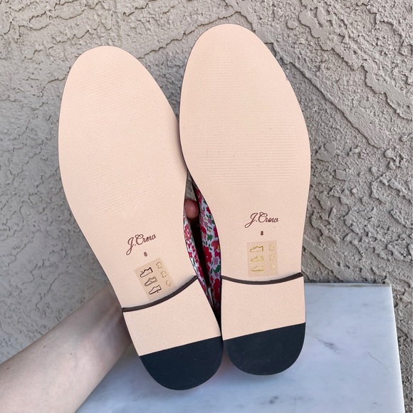 J. CREW NWT Red White & Pink Floral Printed Liberty w/ Leather Bow Loafers Flats - Picture 8 of 12